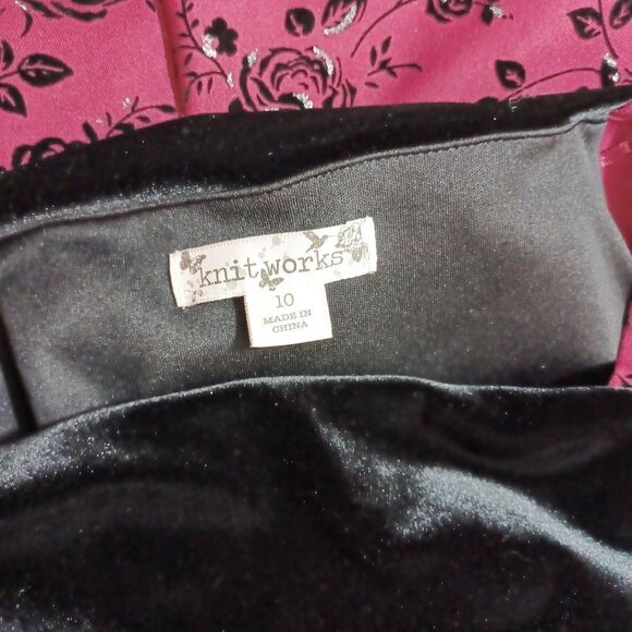 Knit Works Girls Sz 10 Burgundy Floral Fit & Flare Dress Velvet Yoke Tulle Lined - Picture 7 of 9